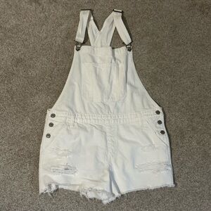 Abercrombie & Fitch White Ripped Jean Overall Shorts Size L